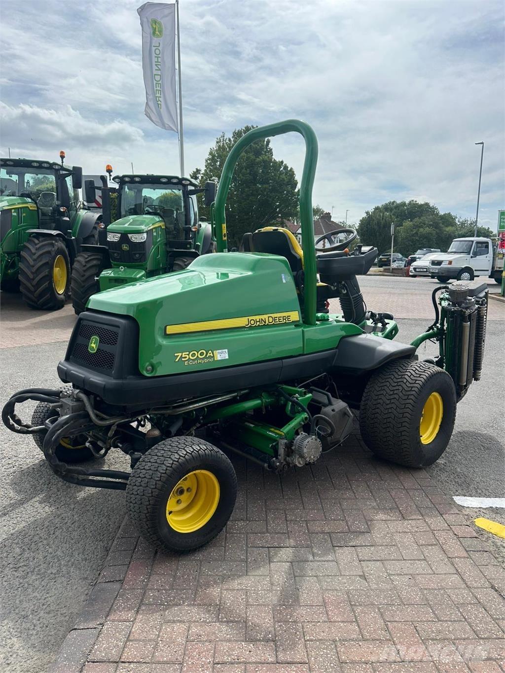 John Deere 7500AE Vedené kosačky