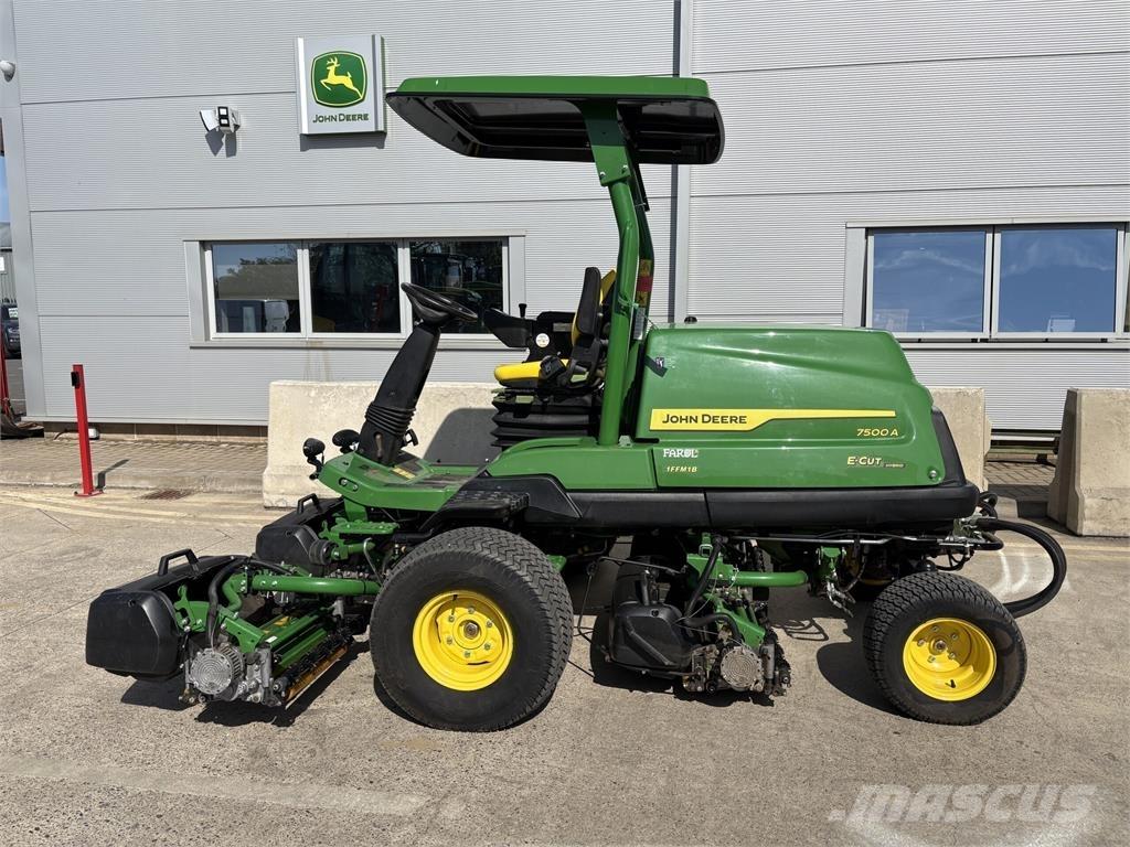John Deere 7500AE Vedené kosačky