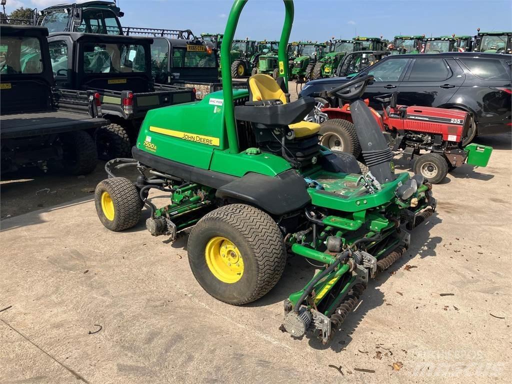 John Deere 7500AE Vedené kosačky
