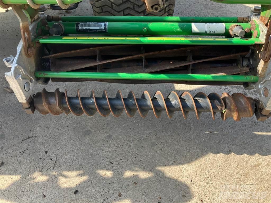 John Deere 7500AE Vedené kosačky