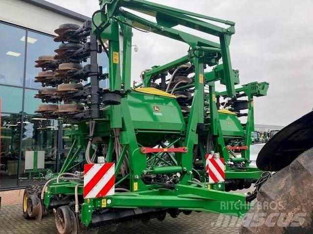 John Deere 750A Mechanické sejačky