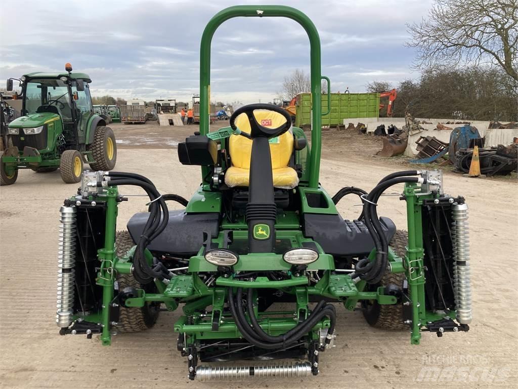 John Deere 7700A Vedené kosačky