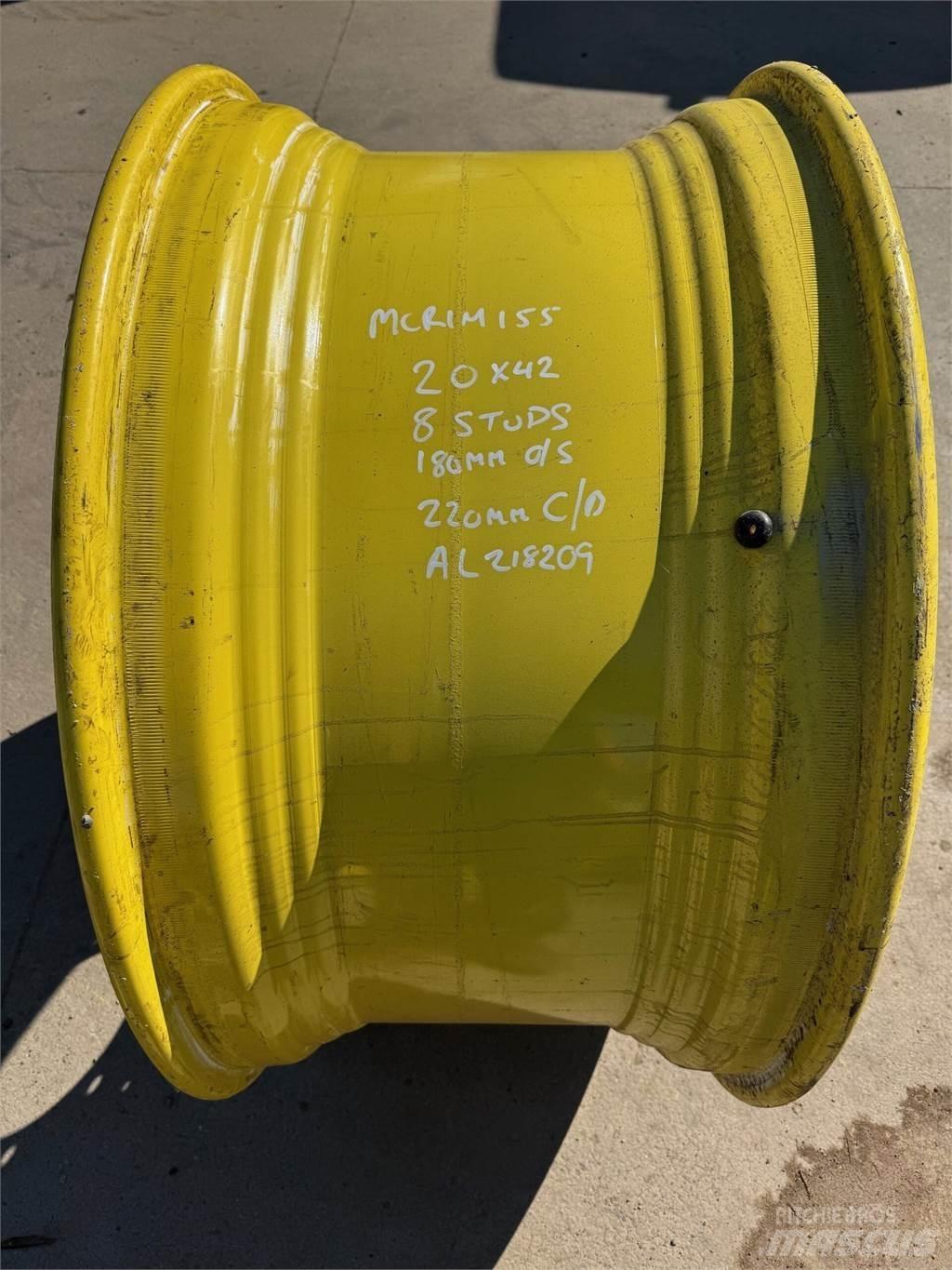 John Deere Example Pneumatiky, kolesá a ráfiky