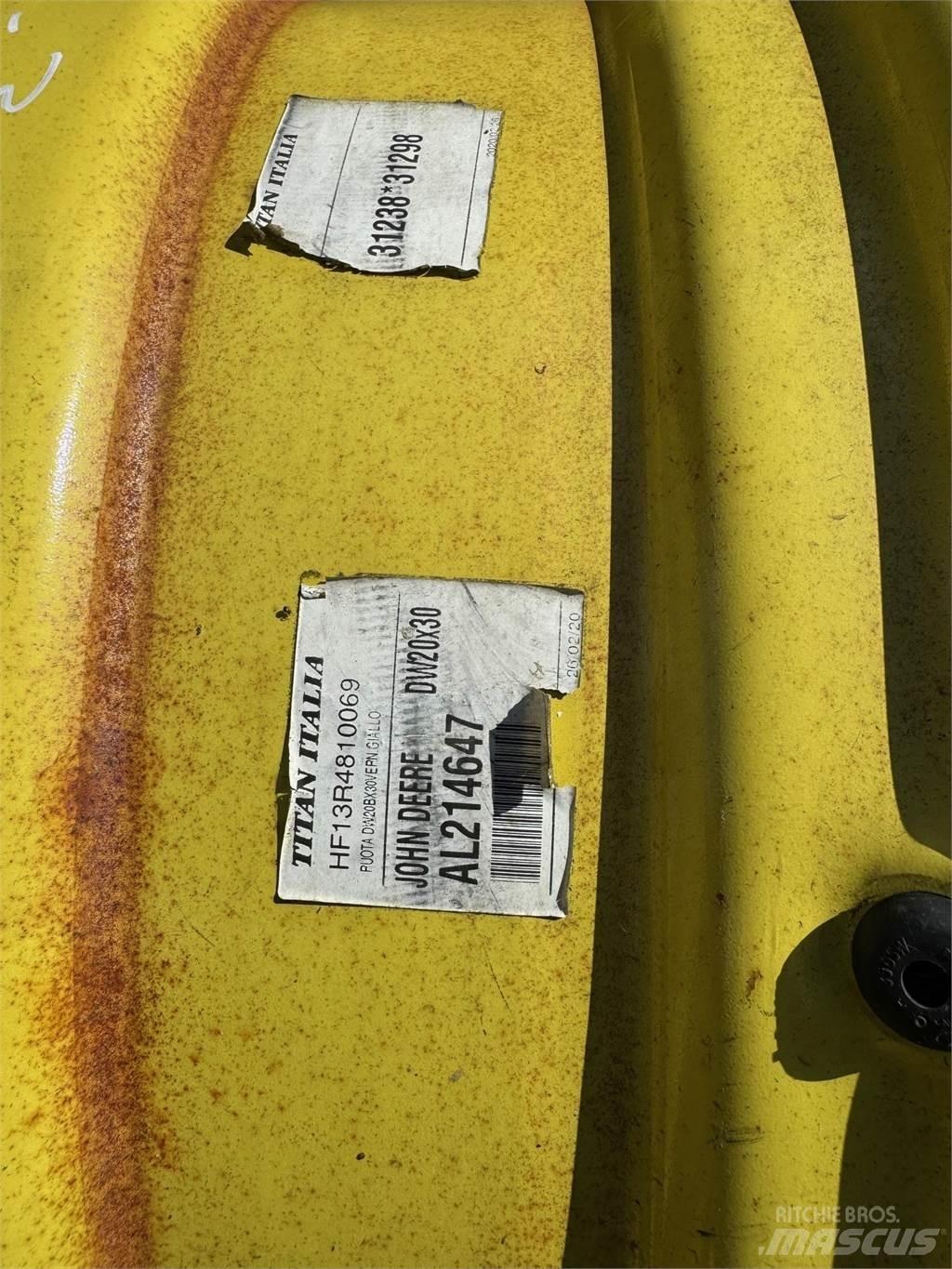 John Deere Example Pneumatiky, kolesá a ráfiky