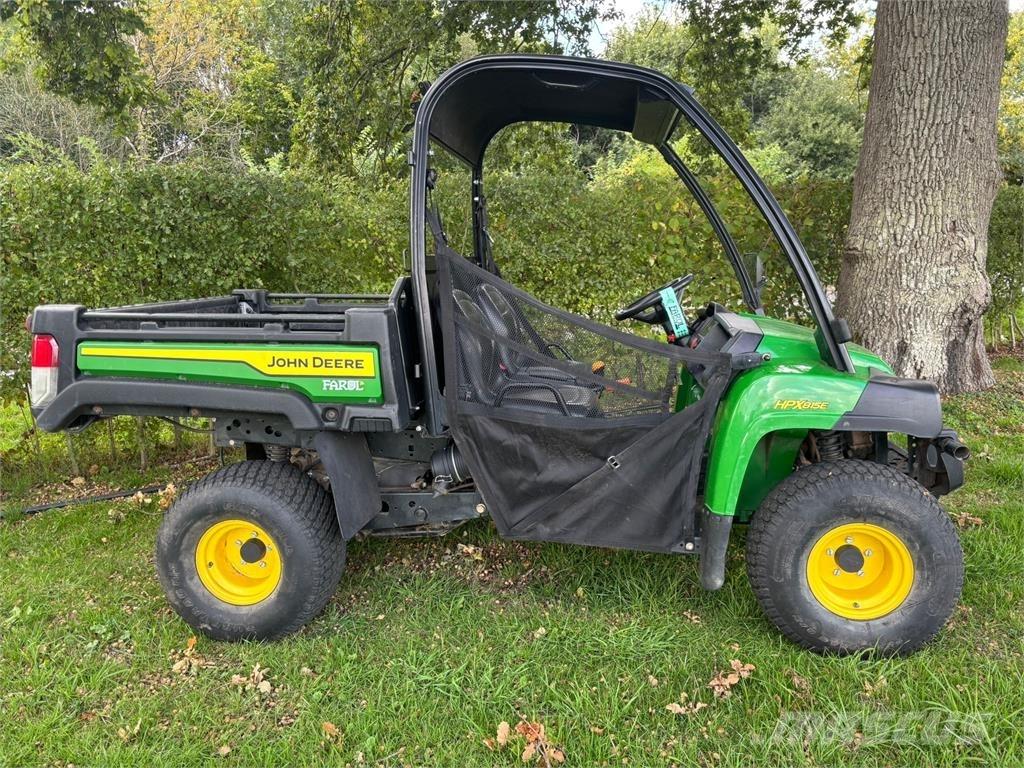 John Deere HPX815E Úžitkové vozne