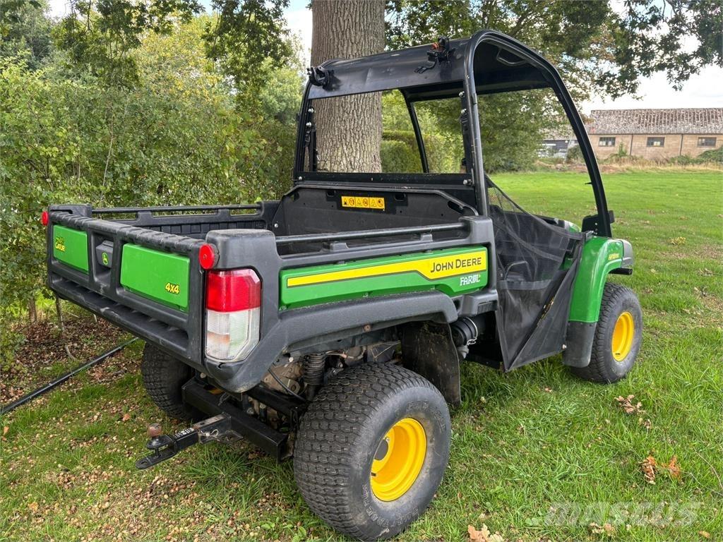 John Deere HPX815E Úžitkové vozne