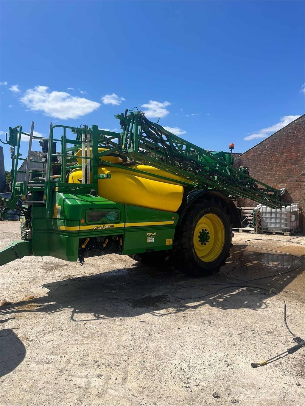John Deere R952i Samohybné postrekovače