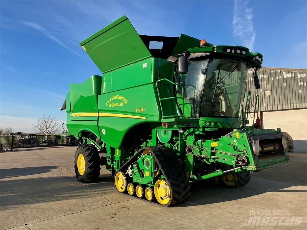 John Deere S685 TM Kombinované zberacie stroje