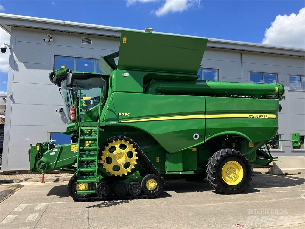 John Deere S780 Kombinované zberacie stroje