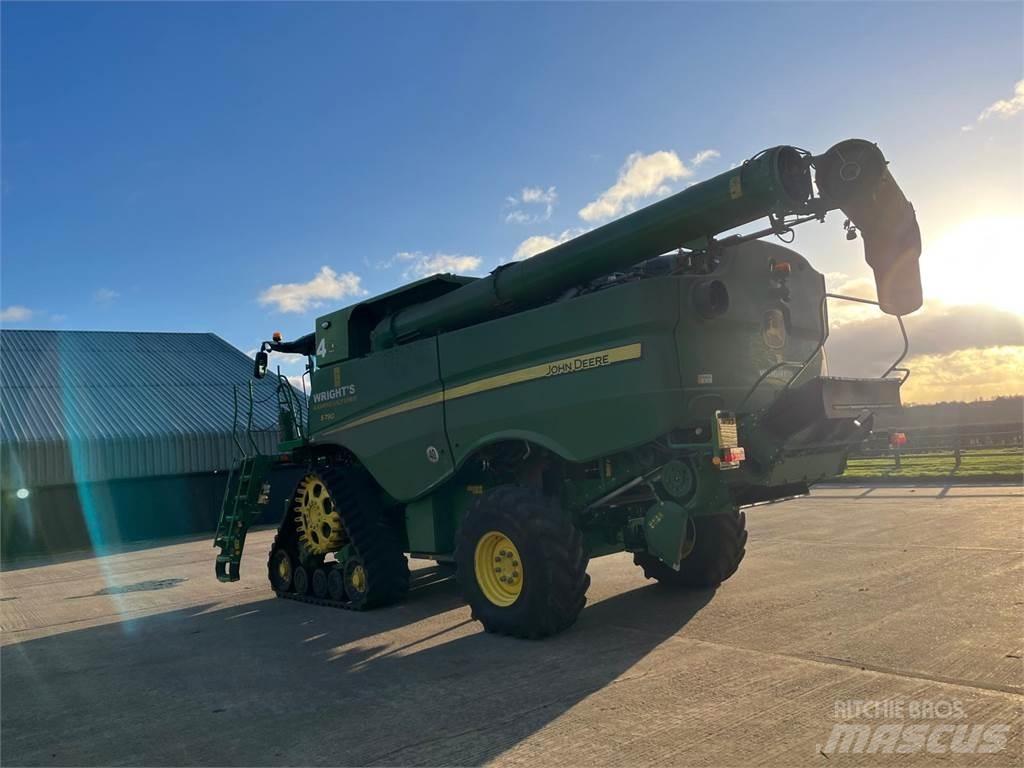John Deere S790 Kombinované zberacie stroje