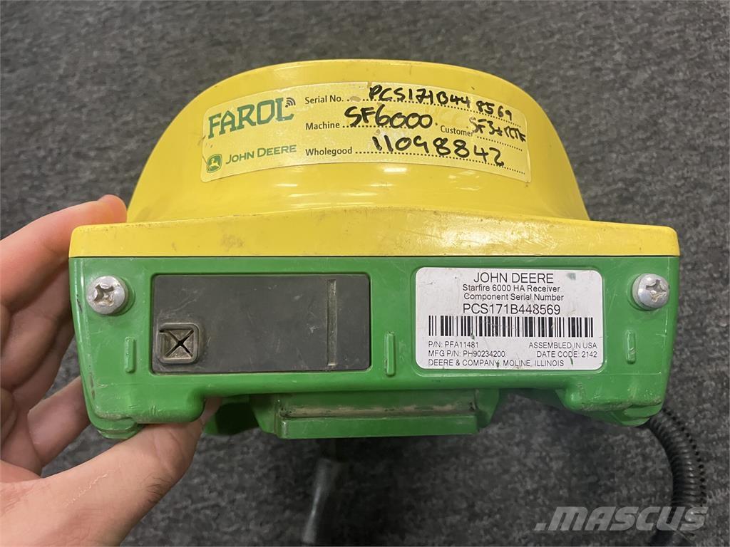 John Deere SF6000 Presné sejačky