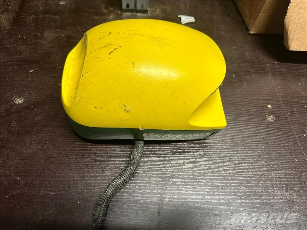 John Deere SF6000 Presné sejačky