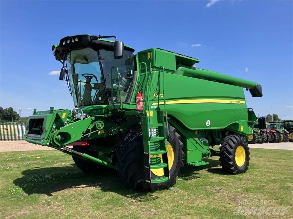 John Deere T550I Kombinované zberacie stroje