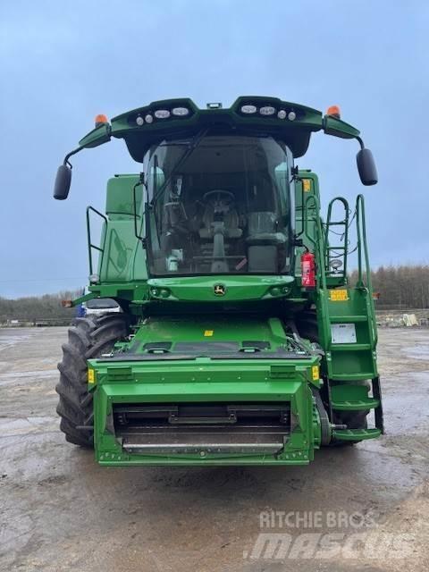 John Deere T670 Kombinované zberacie stroje