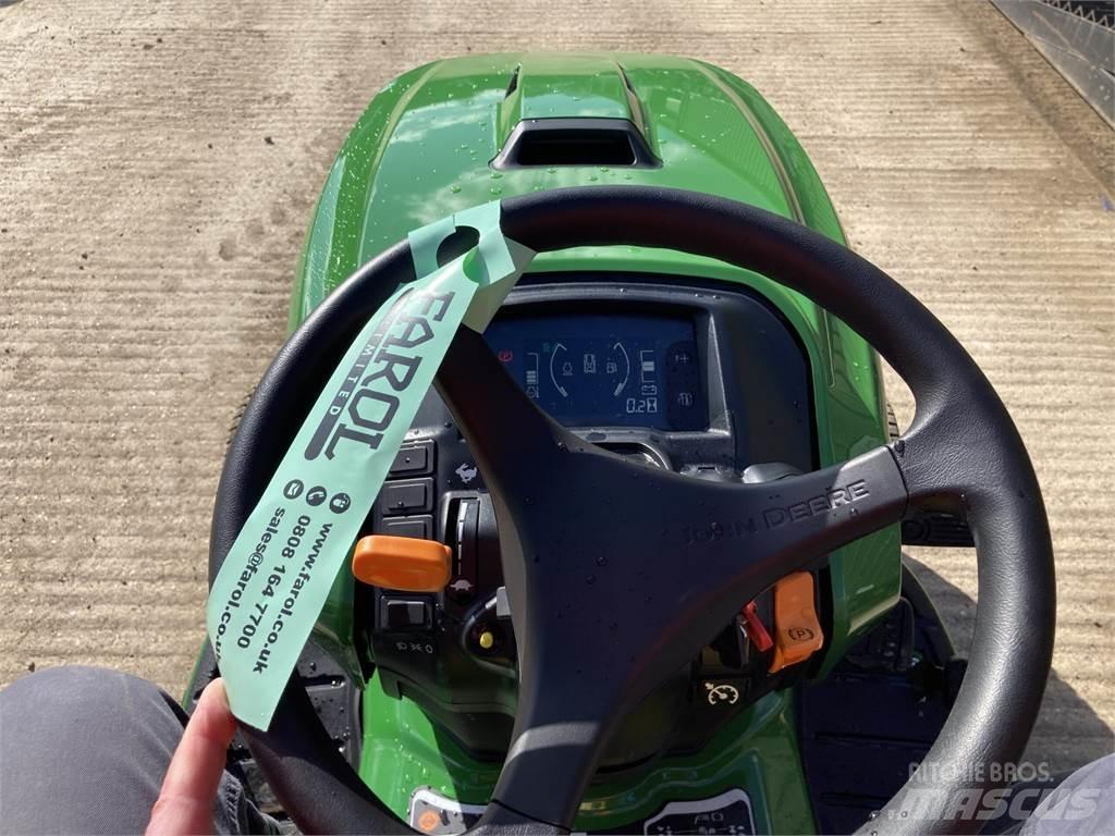 John Deere X950R Samochodné kosačky