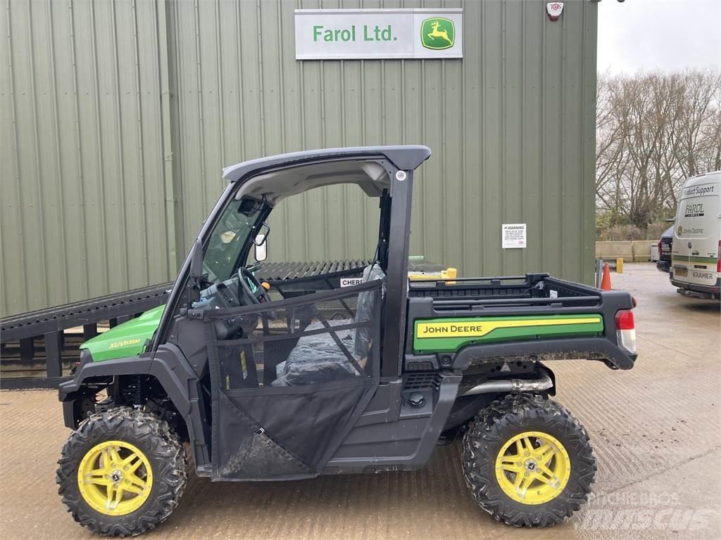 John Deere XUV835M Úžitkové vozne