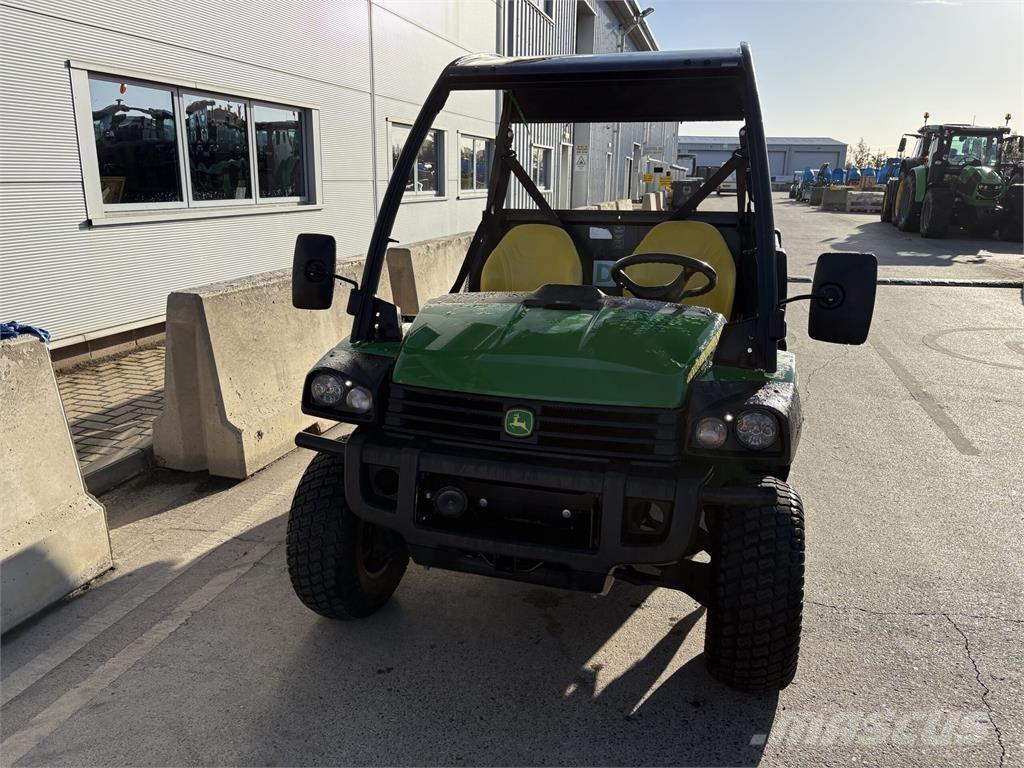 John Deere XUV855M Úžitkové vozne
