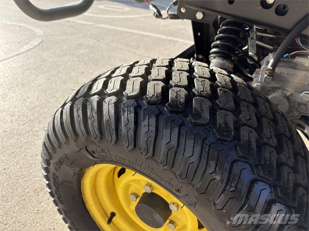 John Deere XUV855M Úžitkové vozne