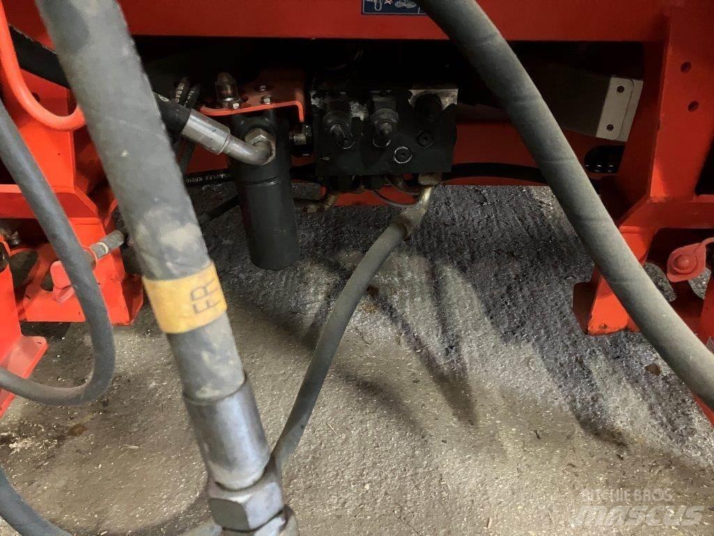 Kuhn Axis 50.2 HEMCW Aplikátory tekutých hnojív