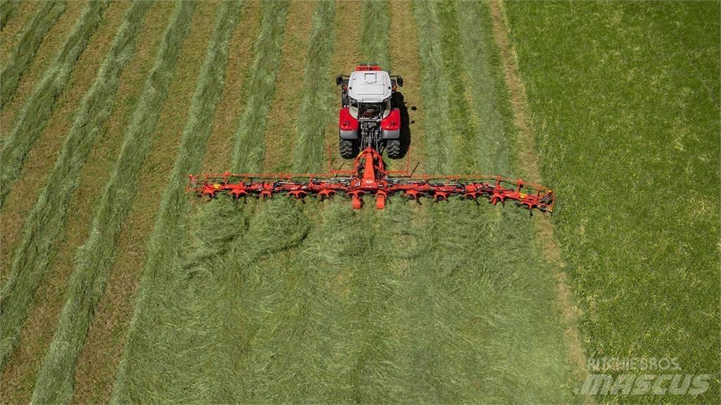 Kuhn GF13003 Obracače a zhrabovače sena