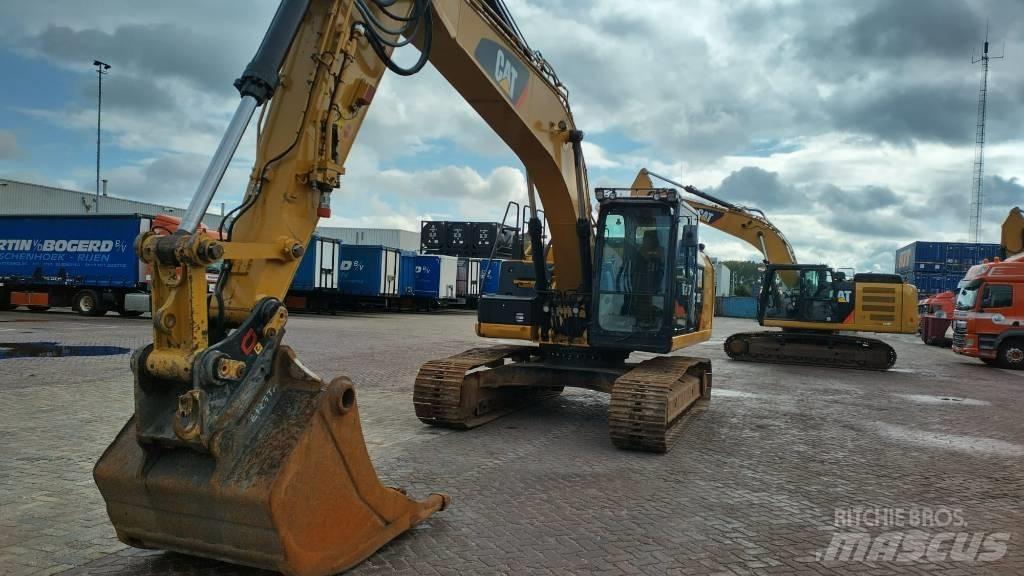CAT 323 EL Pásové rýpadlá