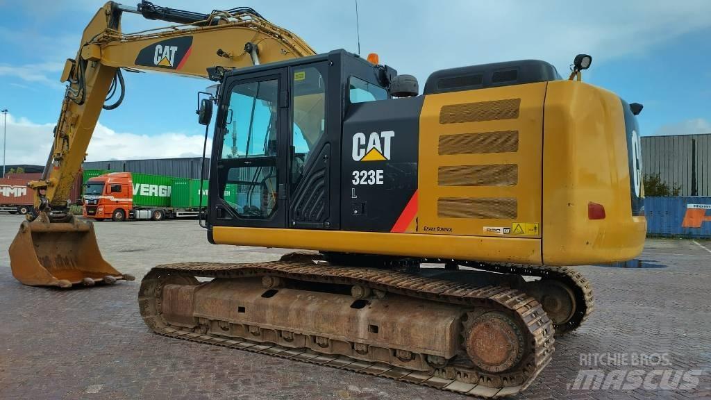 CAT 323 EL Pásové rýpadlá