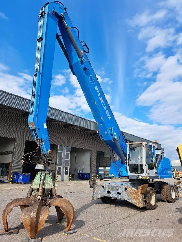 Fuchs MHL350E + Polyp Stroje pre manipuláciu s odpadom