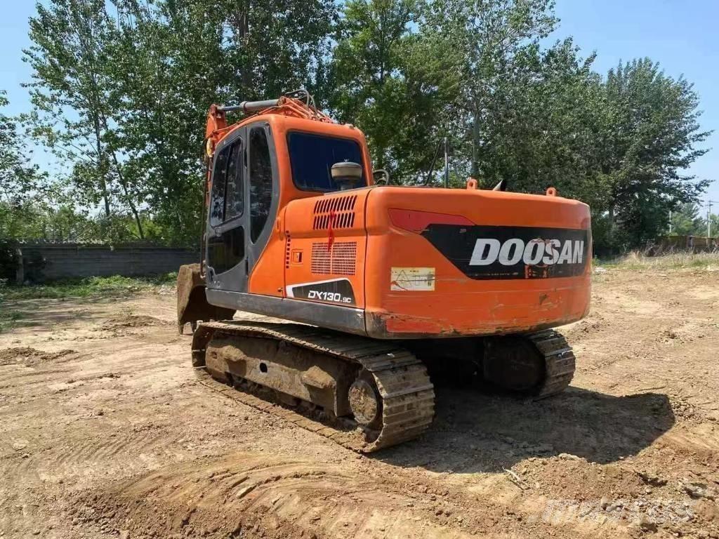 Doosan DX 130-9C Pásové rýpadlá