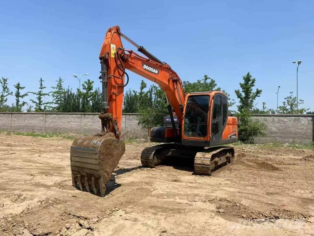 Doosan DX 130-9C Pásové rýpadlá