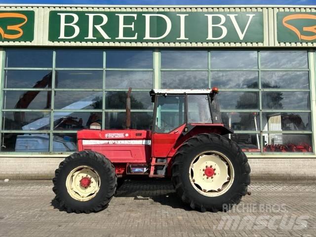 International 1255 A Traktory
