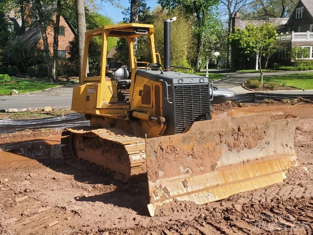 John Deere 700HLT Pásové dozéry