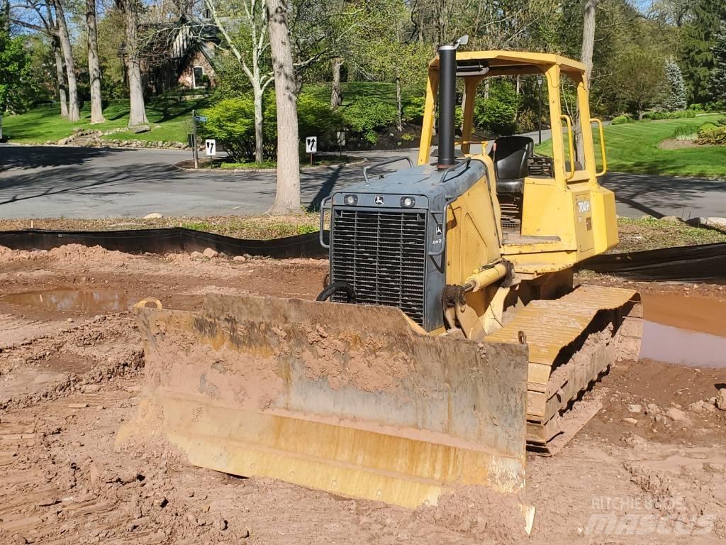 John Deere 700HLT Pásové dozéry