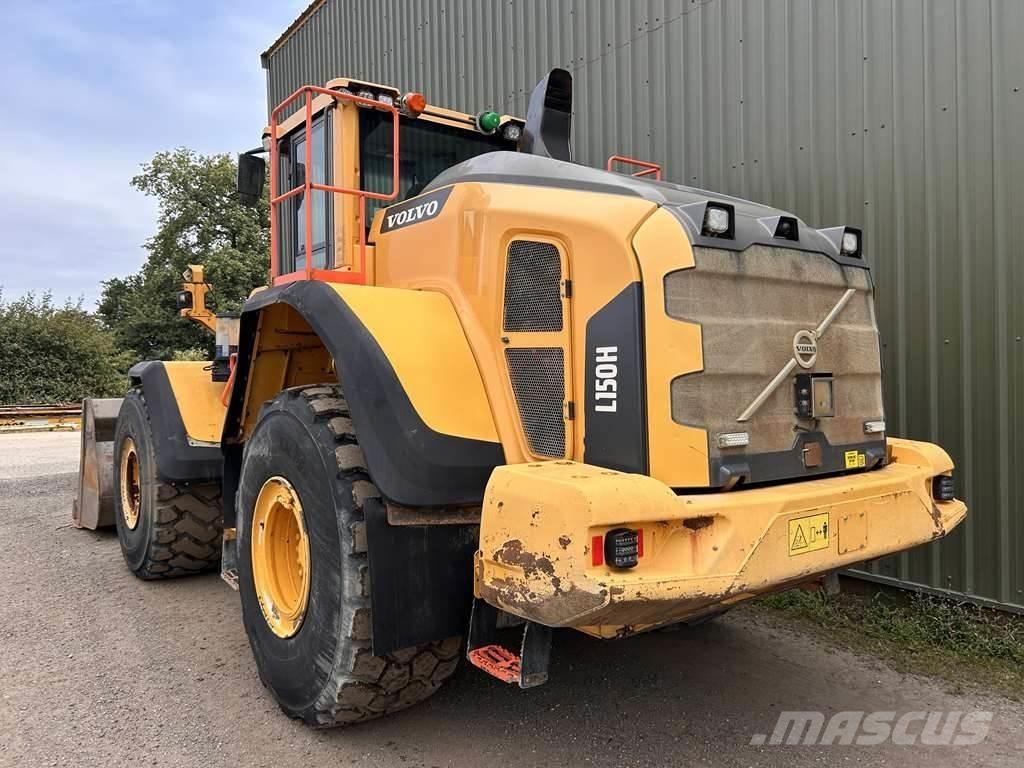 Volvo L150H Kolesové nakladače