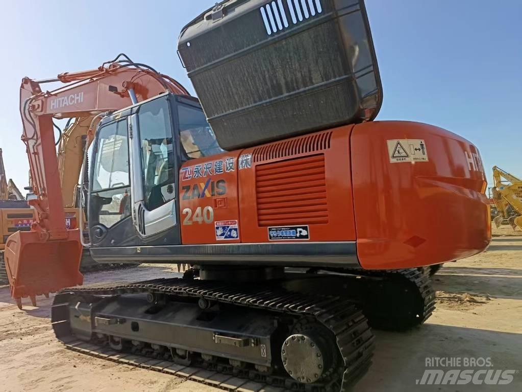 Hitachi ZX 240 Pásové rýpadlá
