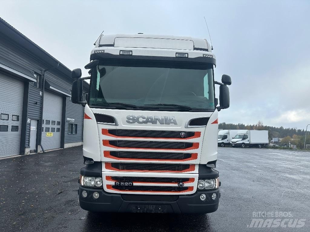Scania R520 8x2/4 Lanový nosič kontajnerov
