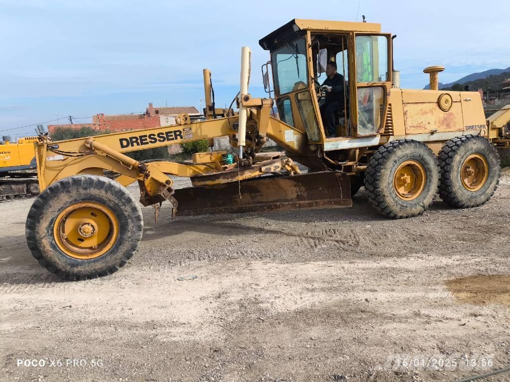 Dresser 830 Grejdery
