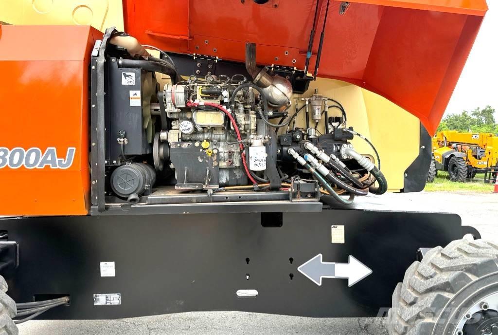 JLG 800 AJ Kĺbové plošiny