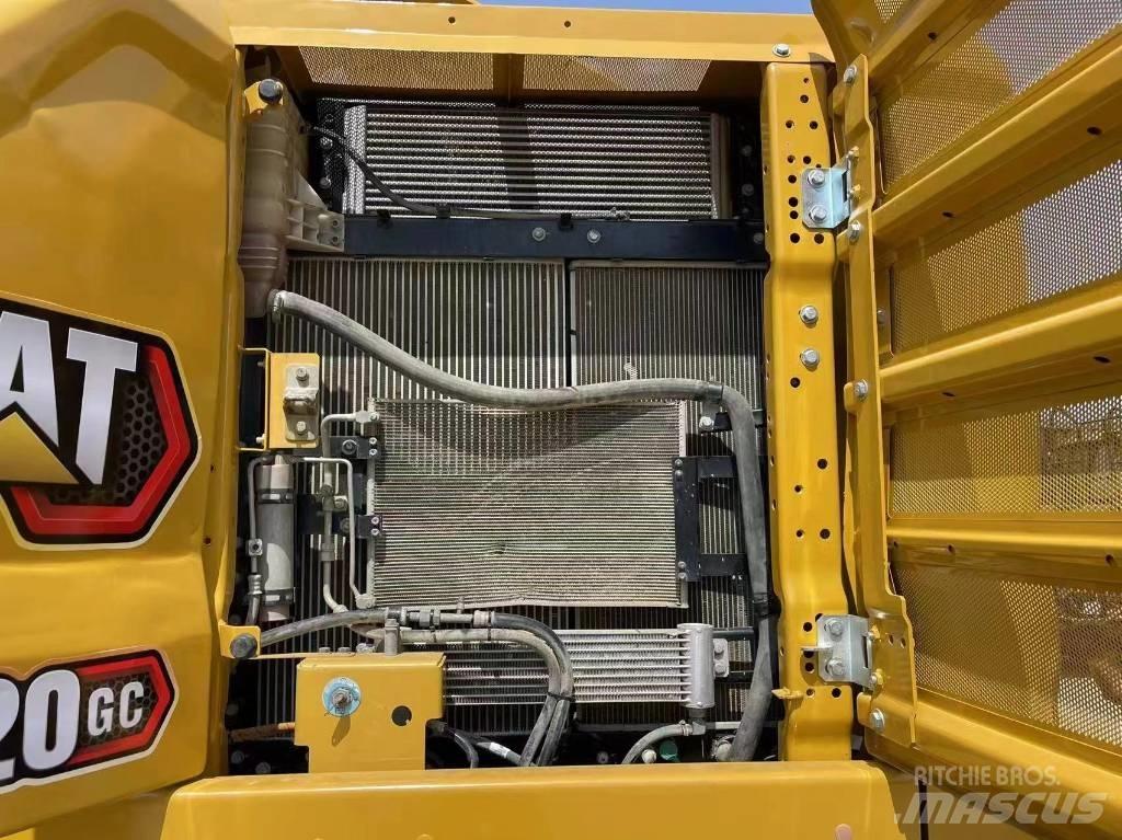 CAT 320GC Pásové rýpadlá