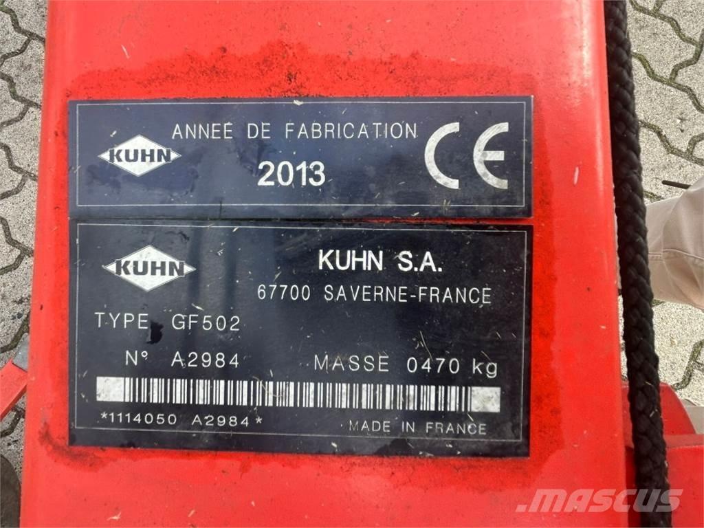 Kuhn GF 502 Obracače a zhrabovače sena