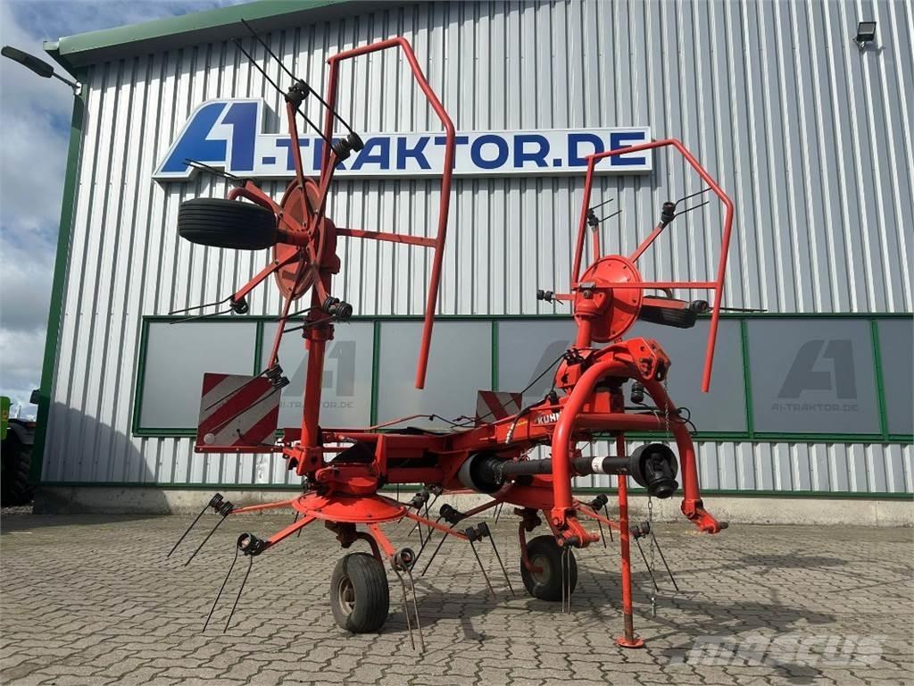 Kuhn GF 502 Obracače a zhrabovače sena