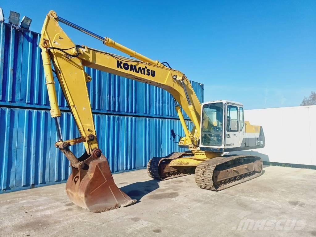 Komatsu PC 210-5 Pásové rýpadlá