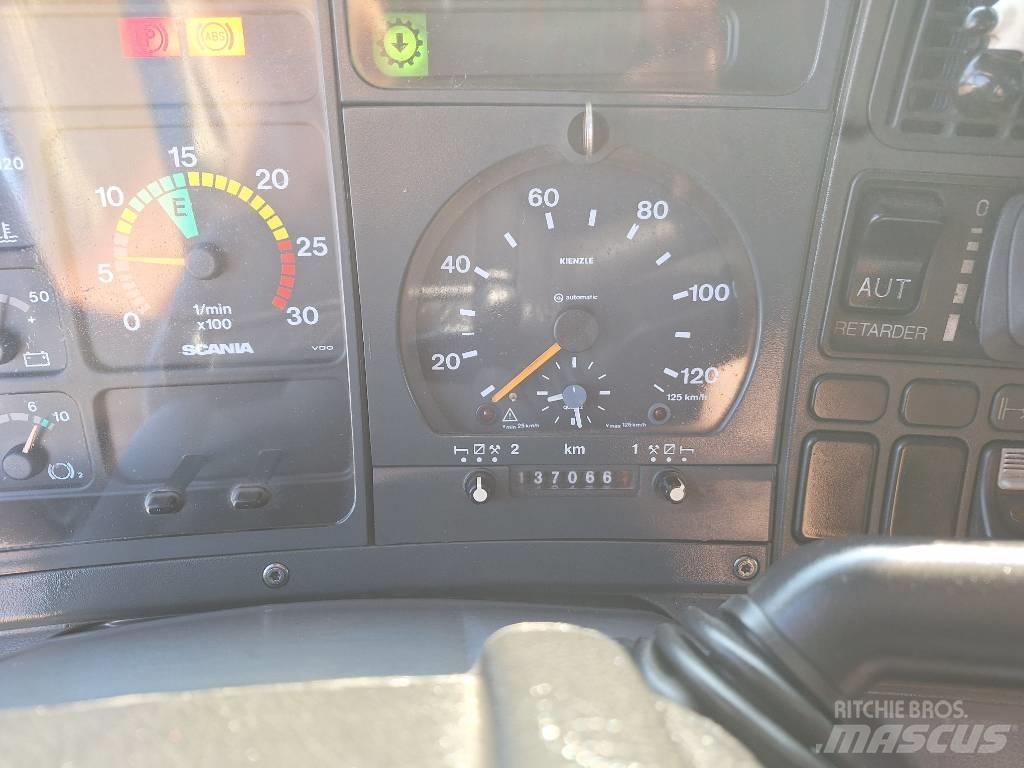Scania P124LA4X2NA Ťahače