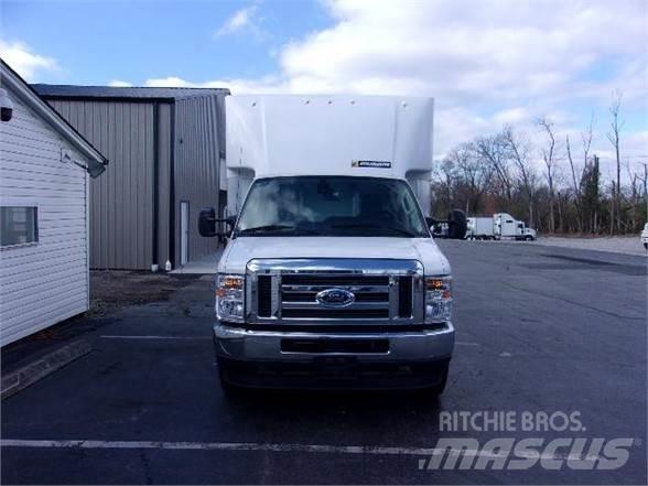 Ford E450 Skriňová nadstavba
