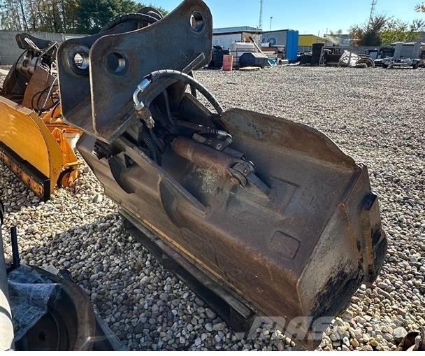 Komatsu PW160-7EO Hĺbkové lopaty