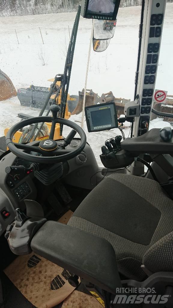 Volvo L120H, UTHYRES Kolesové nakladače