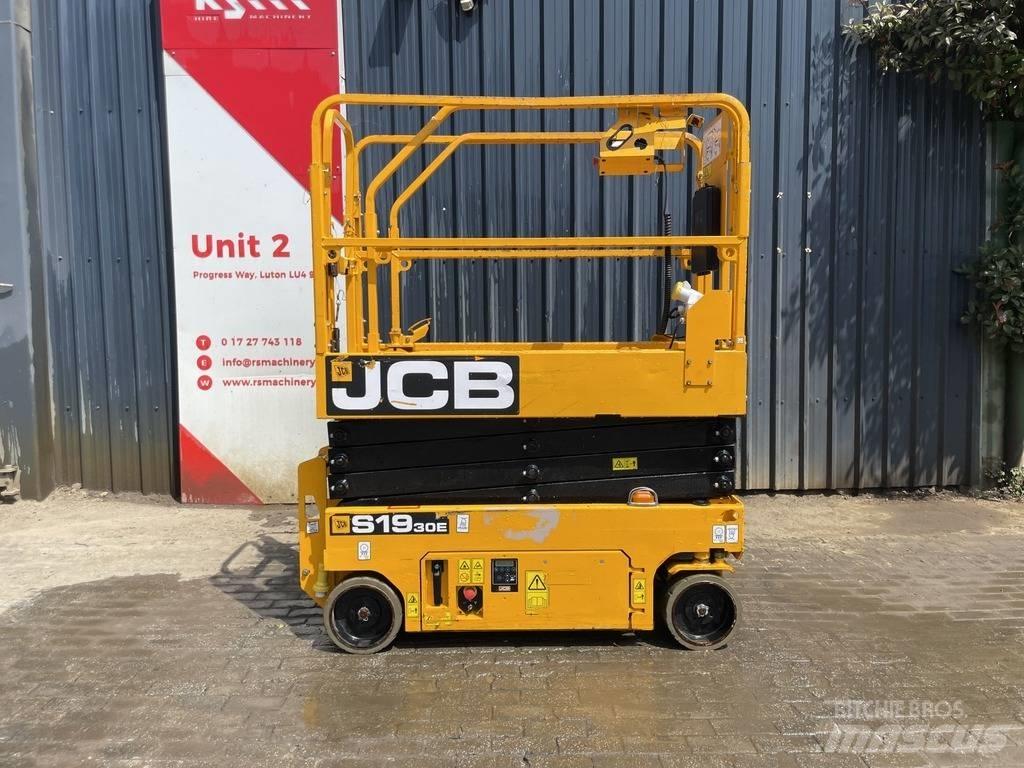 JCB S 1930 E Nožnicové zdvíhacie plošiny