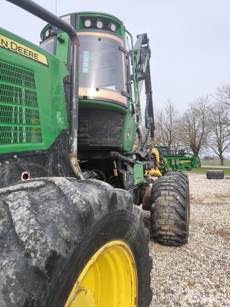 John Deere 1270G Harvestory