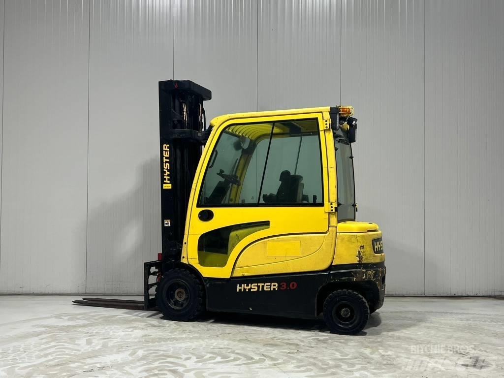Hyster J3.0XN Akumulátorové vozíky