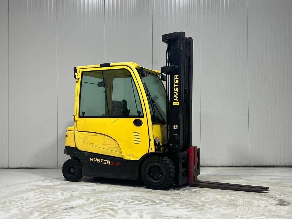 Hyster J3.0XN Akumulátorové vozíky