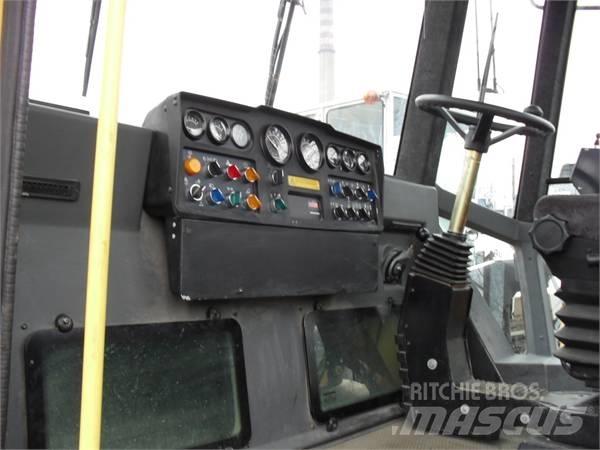 Dynapac CC 422 Kombinované valce